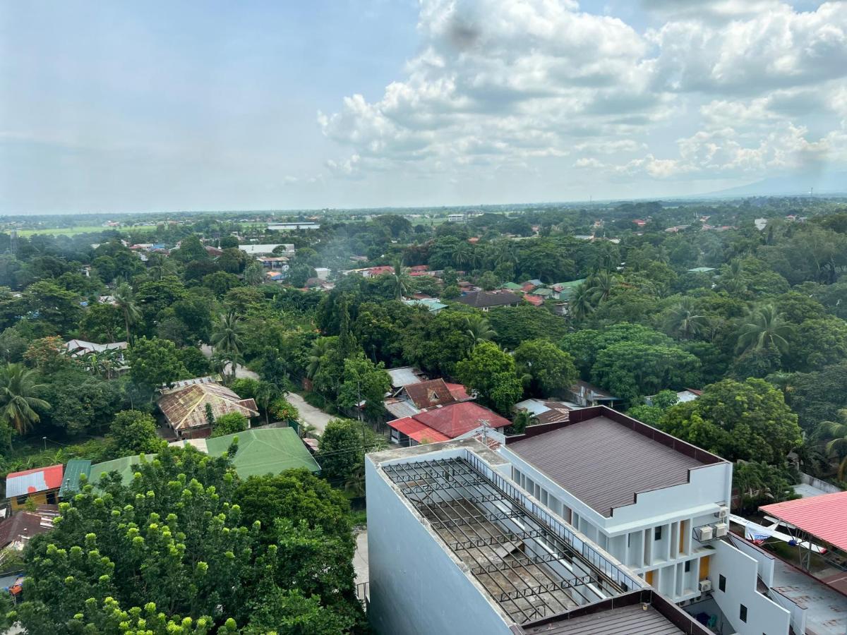 Lovely Studio Condominiums At Mesavirre Garden Residences 巴科洛德 外观 照片