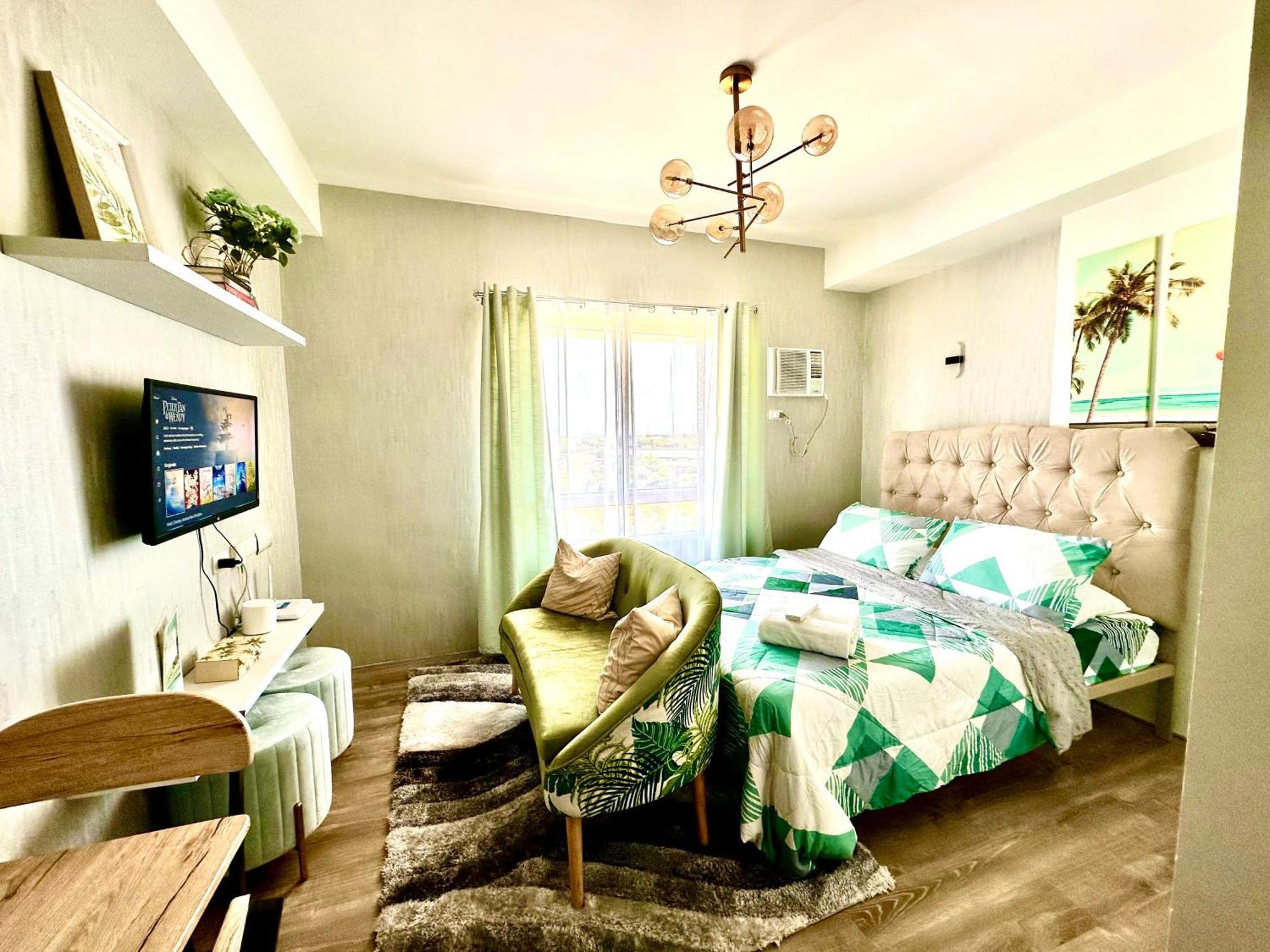 Lovely Studio Condominiums At Mesavirre Garden Residences 巴科洛德 外观 照片